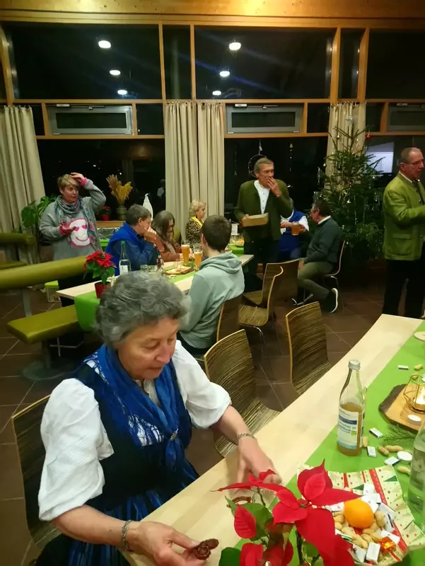Weihnachtsfeier 2023 Bild 18